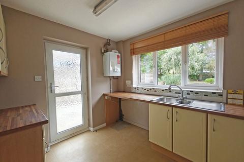 3 bedroom semi-detached house to rent, Elmers Way, Bransgore