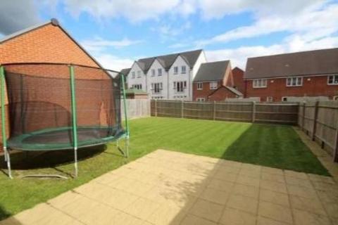 5 bedroom detached house to rent, Little Chalfont, Amersham, Buckinghamshire, HP6 6FR