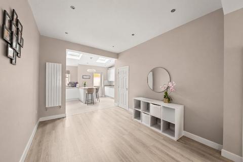 4 bedroom terraced house for sale, Myrtle Gardens, Hanwell, London, W7 3JQ