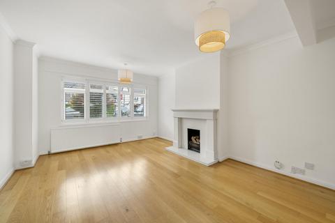 undefined, Hampton Court Avenue, East Molesey