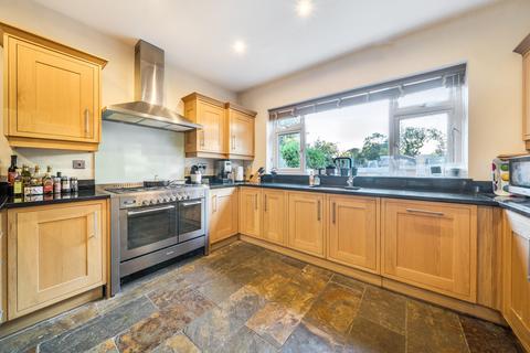 4 bedroom semi-detached house for sale, Park Avenue, Orpington