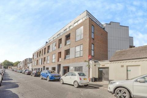 undefined, Sanderstead Road, South Croydon, CR2