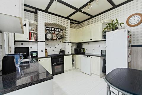4 bedroom semi-detached house for sale, Mayfield Road, South Croydon, CR2