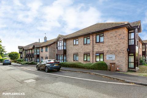 2 bedroom retirement property for sale, St. Christophers Gardens, Ascot, SL5