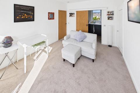 2 bedroom flat to rent, Stenhouse Cottages, Stenhouse, Edinburgh, EH11