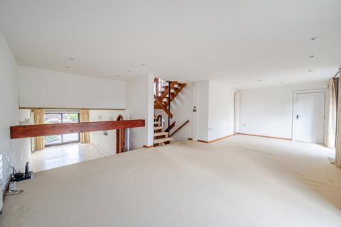 undefined, Hansler Grove, East Molesey, KT8