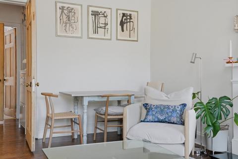 1 bedroom apartment for sale, Cumberland Street, New Town, Edinburgh, Midlothian, EH3