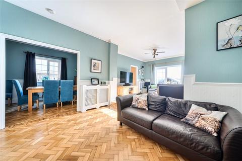 4 bedroom detached house for sale, Sutherland Avenue, Biggin Hill, Westerham