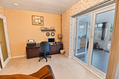 2 bedroom semi-detached bungalow for sale, Harewood Road, Bedford, MK42