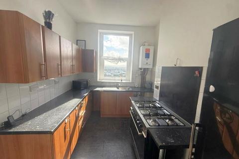 2 bedroom apartment for sale, Preston New Road, Blackburn, Lancashire, BB2 6BN