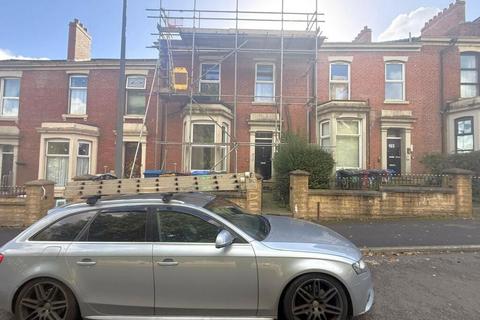2 bedroom apartment for sale, Preston New Road, Blackburn, Lancashire, BB2 6BN