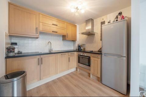 undefined, Wexham Road, Slough, SL1