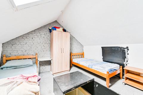 3 bedroom terraced house to rent, Burns Road, Alperton, Wembley, HA0
