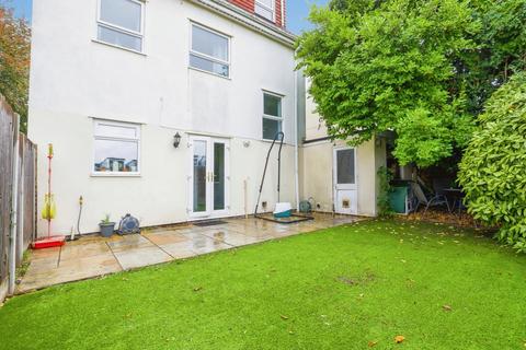 4 bedroom detached house for sale, Maidstone Road, ROCHESTER, Kent, ME1