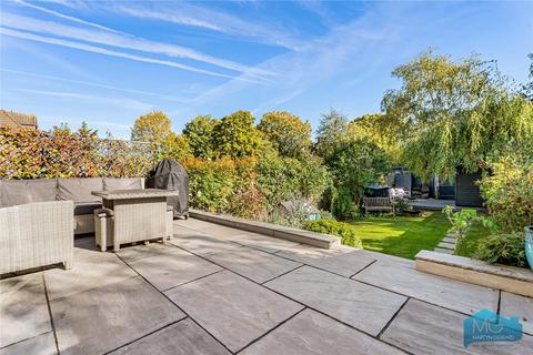 4 bedroom semi-detached house for sale, Leicester Road, Barnet, EN5