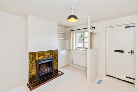 3 bedroom terraced house to rent, Back Street, Winchester, Hampshire, SO23