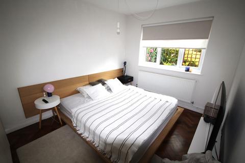 2 bedroom maisonette to rent, Silsden Crescent, Chalfont St Giles HP8