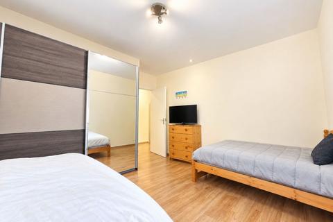 undefined, 643-651 Staines Road, Feltham, Feltham, TW14 8PA