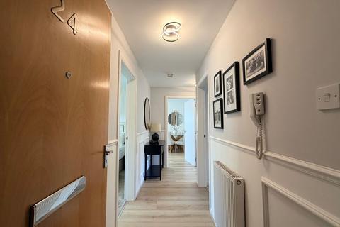 2 bedroom flat for sale, Westfarm Court, Glasgow G72