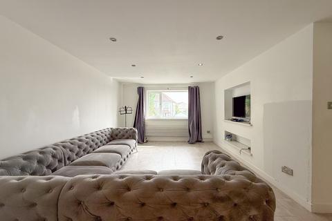 3 bedroom detached house for sale, Gibbs Road, Newport, NP19