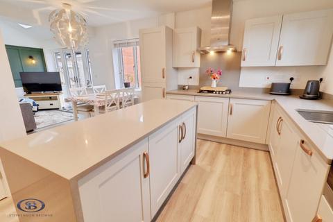 4 bedroom house for sale, Higher Croft Drive, Crewe CW1