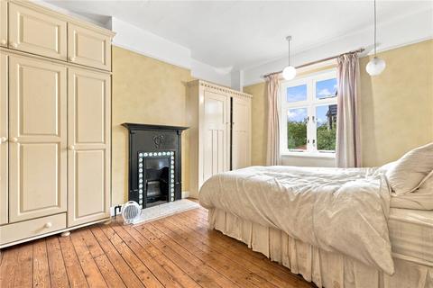 3 bedroom end of terrace house for sale, Tooting Bec Road, London SW17
