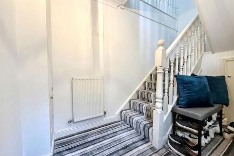 2 bedroom flat for sale, Essyn Court, Easington Village, Peterlee, Durham, SR8 3GA