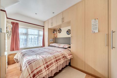 3 bedroom semi-detached house for sale, Hampden Road, Harrow, HA3