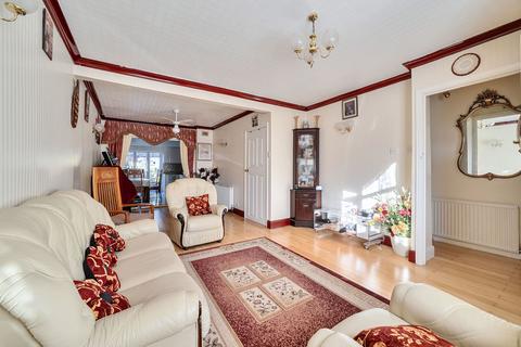 3 bedroom semi-detached house for sale, Hampden Road, Harrow, HA3