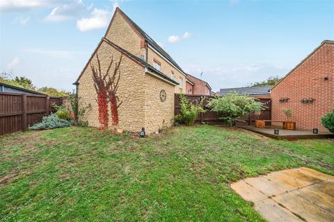 4 bedroom detached house for sale, Hulbert Close, Trowbridge BA14