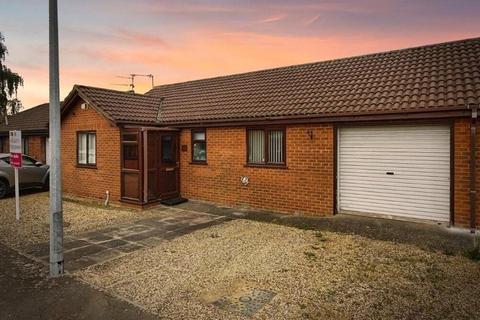 2 bedroom bungalow for sale, Woolcroft Close, Leverington, Wisbech, Cambridgeshire, PE13
