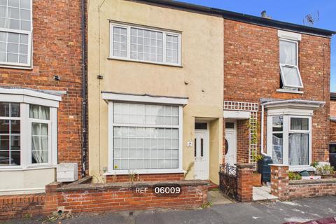 3 bedroom terraced house to rent, Hilda Street, Selby, YO8 4AP