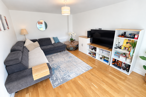 4 bedroom house to rent, Bala Lake Crescent, Milton Keynes, MK10