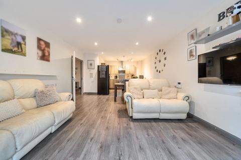 1 bedroom apartment for sale, Manston Court, 2 Thornbury Way, Waltham Forest, E17