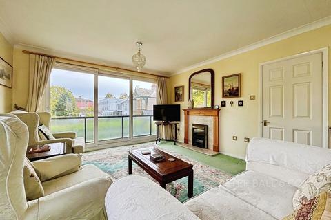 2 bedroom apartment for sale, Queens Road, Cheltenham, Gloucestershire