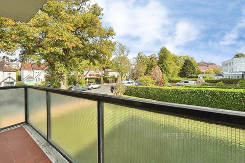 2 bedroom apartment for sale, Queens Road, Cheltenham, Gloucestershire