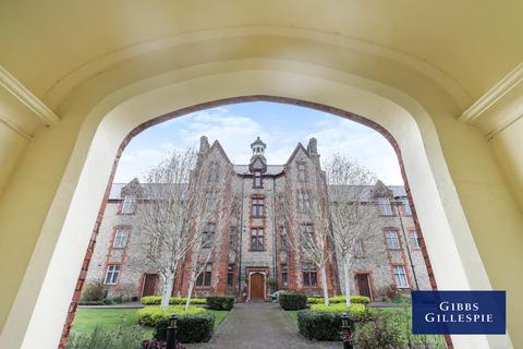 2 bedroom flat to rent, Whielden Street, Amersham, Buckinghamshire, HP7