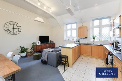 2 bedroom flat to rent, Whielden Street, Amersham, Buckinghamshire, HP7