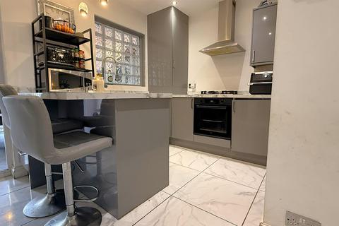 3 bedroom semi-detached house for sale, Parsons Hill, Birmingham B30