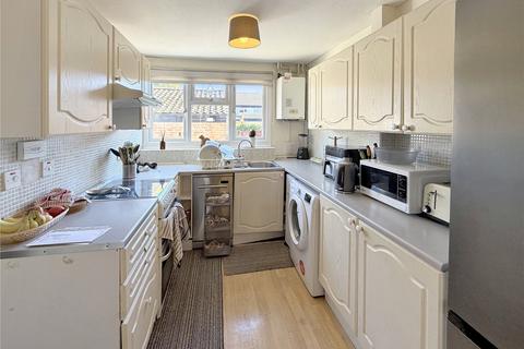 2 bedroom terraced house to rent, Charnwood Road, Uxbridge, UB10