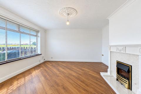 3 bedroom terraced house to rent, Roseberry Crescent, Middlesbrough, TS6