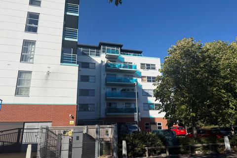 2 bedroom flat for sale, Military Road, Hilsea, PO3