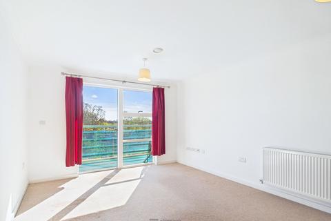 2 bedroom flat for sale, Military Road, Hilsea, PO3
