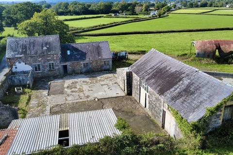 Smallholding for sale, Towy Valley, Close to Llangadog