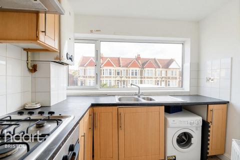 1 bedroom apartment to rent, Shamrock Road, BRISTOL