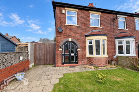 3 bedroom end of terrace house for sale, South Street, Lytham St. Annes, Lancashire