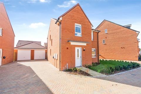 4 bedroom detached house to rent, Tern Crescent, Bosham, Chichester, PO18