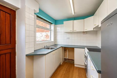3 bedroom terraced house for sale, Fourth Avenue, Tang Hall, York YO31 0UJ