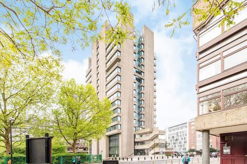 1 bedroom flat to rent, Fann Street, London EC2Y