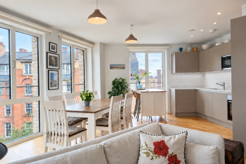 2 bedroom apartment to rent, Henderson Apartments, Elephant And Castle SE17